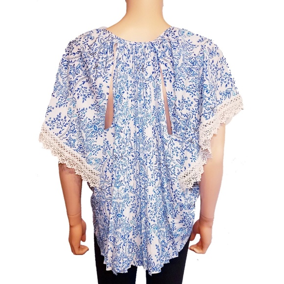 Victoria's Secret Tops - Victoria's Secret Blue Ivy Cream Scallop Top XL